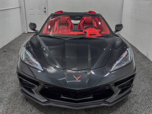 Used 2024 Chevrolet Corvette Stingray Premium Conv w/ Z51 Performance Package RWD image 2