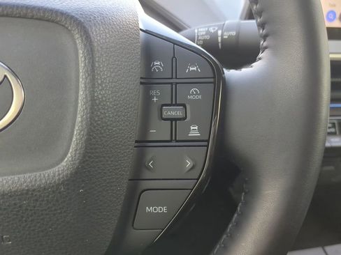 Used 2024 Toyota Prius XLE image 24