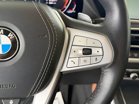 Used 2022 BMW X7 xDrive40i w/ Executive Package image 24