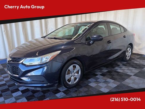 Used 2016 Chevrolet Cruze LS FWD image 1
