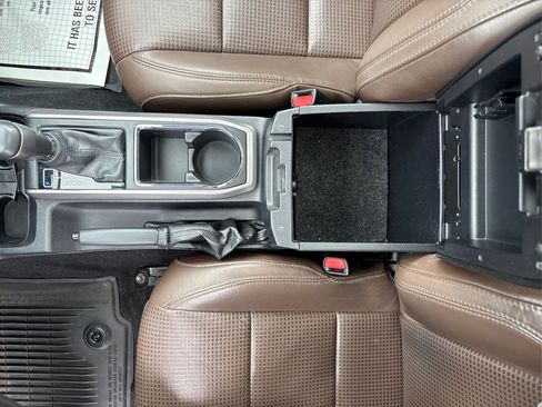 Used 2017 Toyota Tacoma Limited image 22