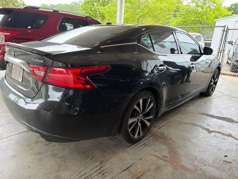 Used 2017 Nissan Maxima Platinum FWD image 3