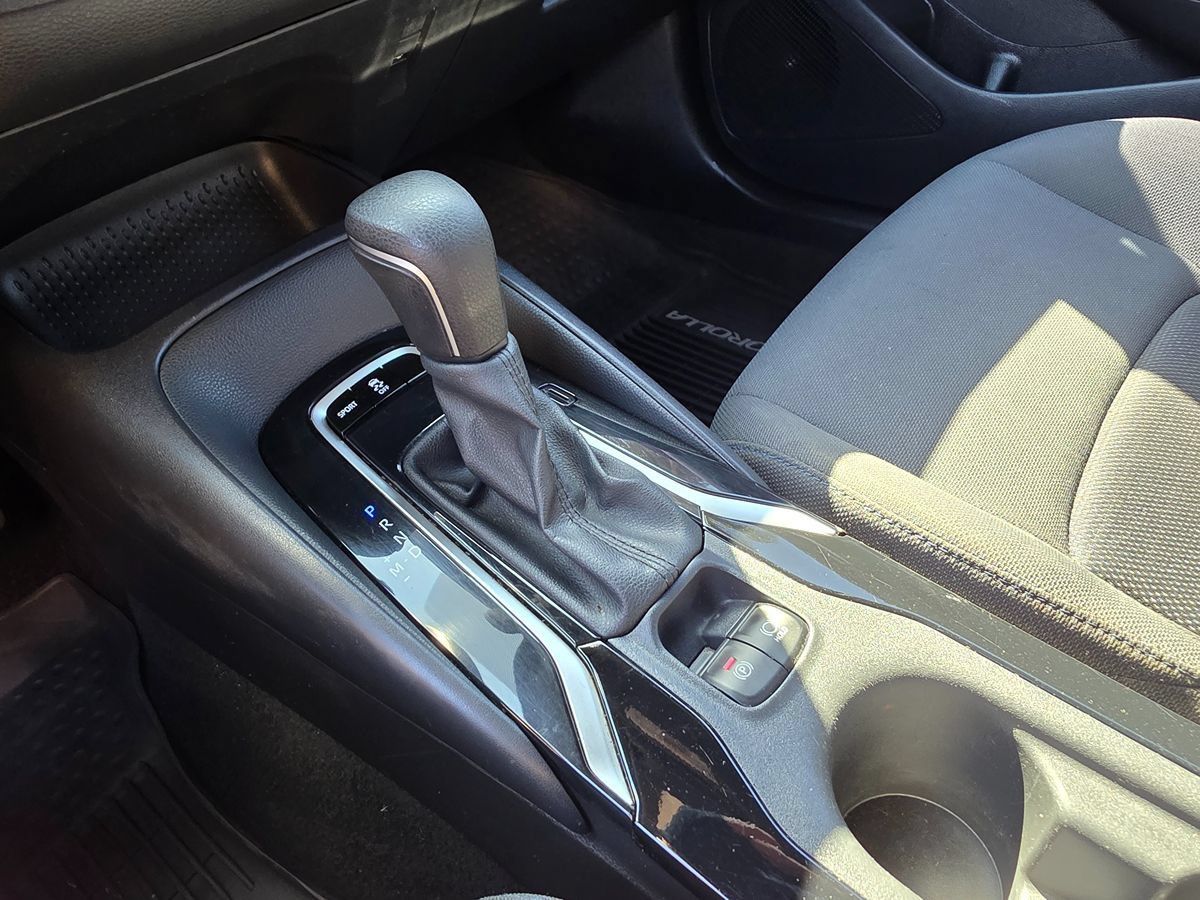 Used 2021 Toyota Corolla SE FWD image 33