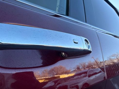 Used 2019 Jeep Grand Cherokee Overland image 10