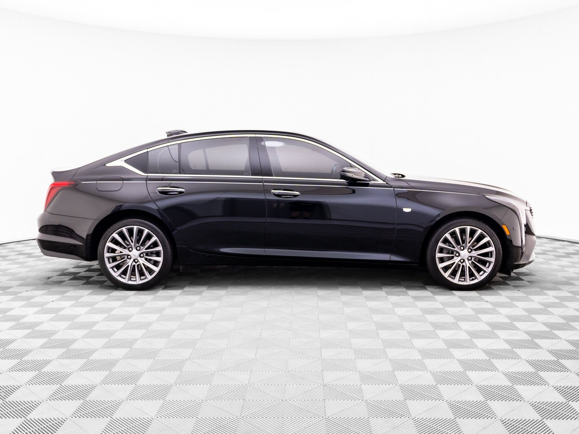 Certified 2025 Cadillac CT5 Premium Luxury w/ Technology Package AWD/4WD image 8
