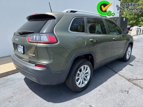 Certified 2019 Jeep Cherokee Latitude w/ Popular Appearance Group FWD image 11
