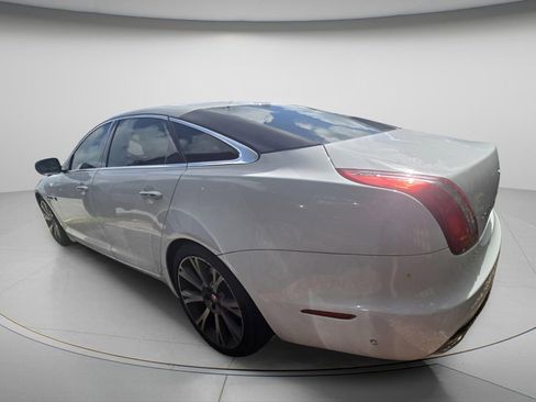 Used 2019 Jaguar XJ L Portfolio RWD image 6