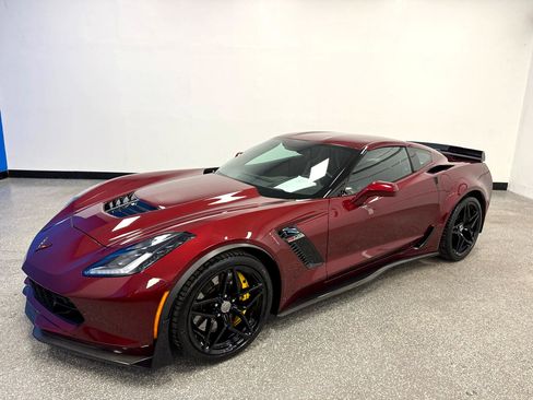 Used 2017 Chevrolet Corvette Z06 w/ Chrome Badge Package image 23