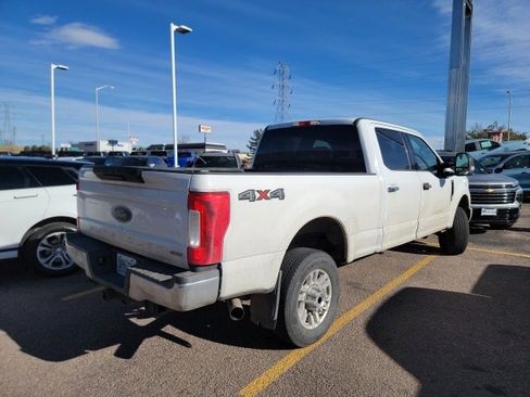 Used 2017 Ford F350 XLT image 3