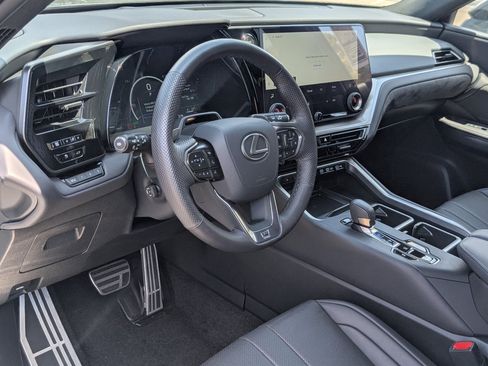 Used 2024 Lexus TX 500h AWD w/ Technology Package image 15