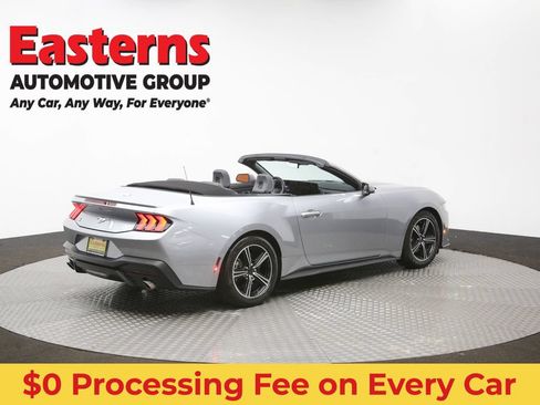 Used 2025 Ford Mustang Premium RWD image 38