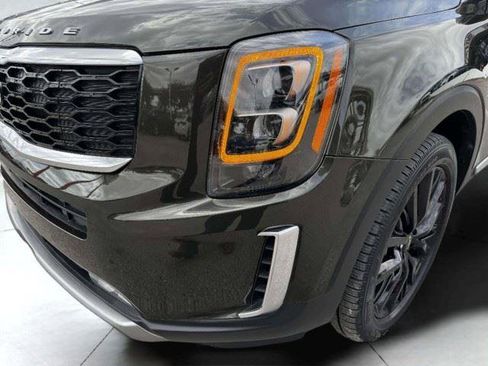 Used 2022 Kia Telluride SX FWD image 12