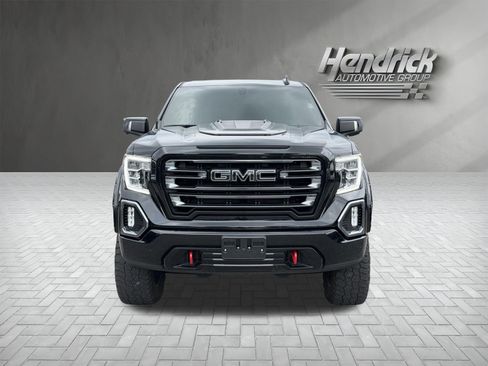 Used 2022 GMC Sierra 1500 AT4 w/ AT4 Preferred Package AWD/4WD image 3