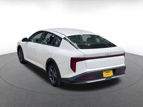 Used 2025 Kia K4 FWD image 11