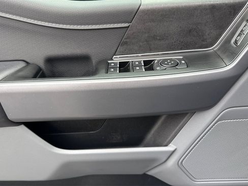 Used 2025 Ford F150 XLT image 15