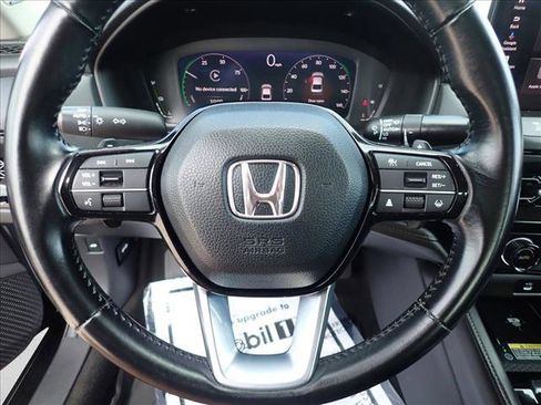 Used 2024 Honda Accord Touring image 13