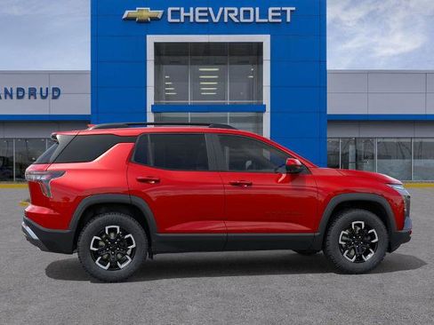 New 2026 Chevrolet Equinox ACTIV image 5