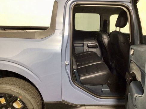 New 2026 Ford Maverick Lariat w/ Black Appearance Package image 33