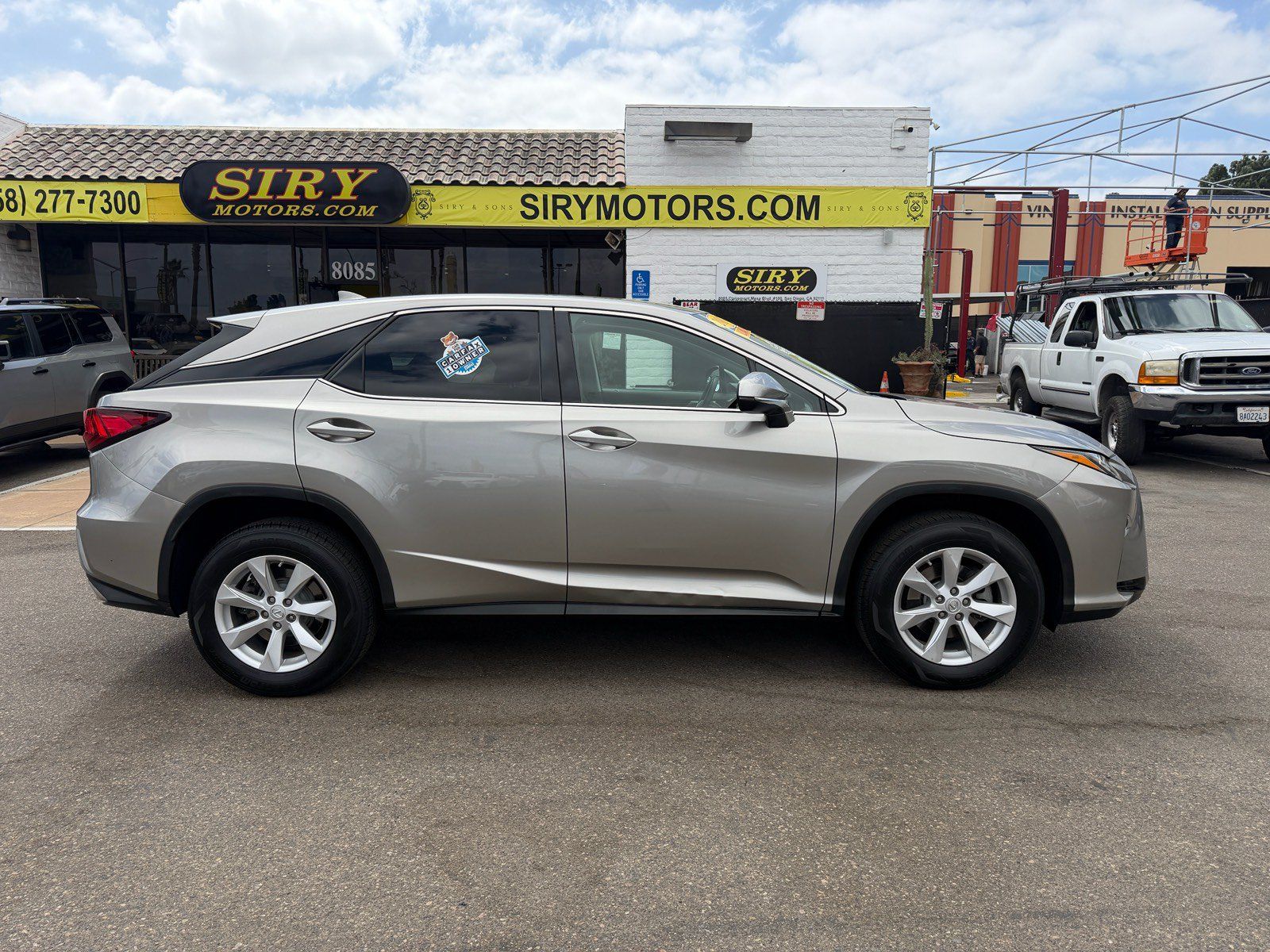 Used 2017 Lexus RX 350 FWD image 2