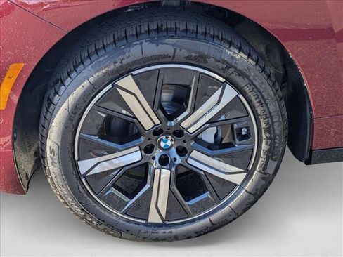 Used 2026 BMW iX xDrive45 image 9