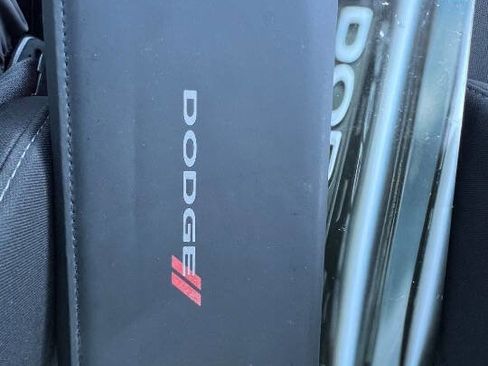 Used 2015 Dodge Charger SXT RWD image 19
