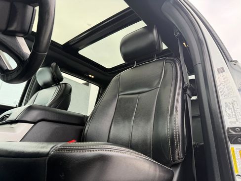 Used 2019 Ford F150 Lariat w/ Equipment Group 502A Luxury image 11