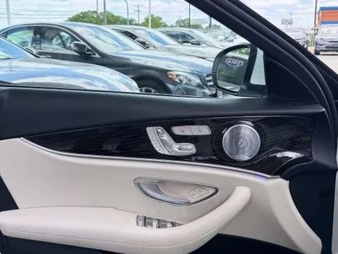 Used 2019 Mercedes-Benz E 300 w/ Premium 1 Package image 20