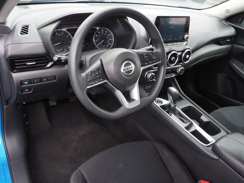 Used 2023 Nissan Sentra SV FWD image 13