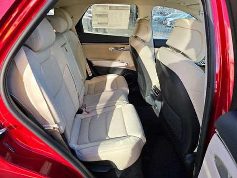 New 2026 Genesis GV70 2.5T Advanced image 27