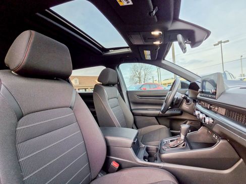 Used 2025 Honda CR-V Sport image 13