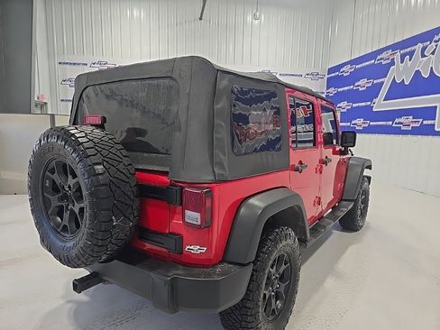 Used 2009 Jeep Wrangler X image 8
