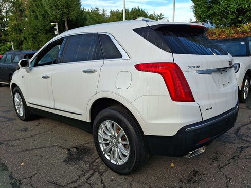Used 2018 Cadillac XT5 AWD image 4