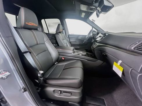Certified 2025 Honda Ridgeline TrailSport+ image 27