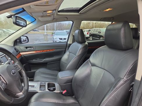 Used 2012 Subaru Outback 2.5i Limited w/ Moonroof Pkg image 13