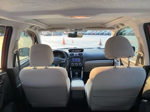 Used 2018 Subaru Forester 2.5i Premium AWD/4WD image 11