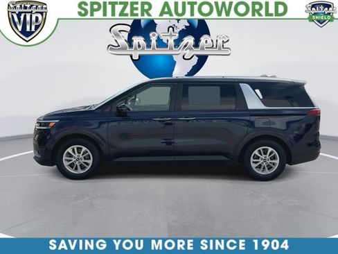 Used 2023 Kia Carnival LX FWD image 6