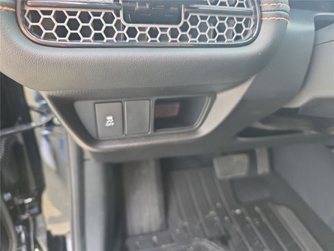 New 2026 Honda HR-V Sport image 16