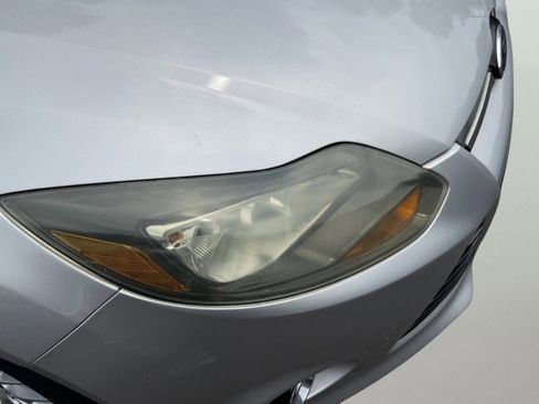 Used 2014 Ford Focus Titanium FWD image 24