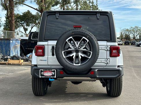 New 2024 Jeep Wrangler Unlimited w/ Convenience Group AWD/4WD image 5