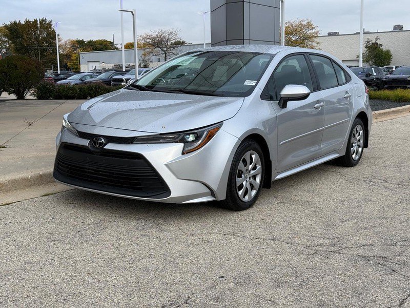 Used 2023 Toyota Corolla LE FWD image 7