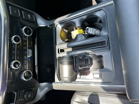 Used 2022 Ford F150 Lariat AWD/4WD image 23