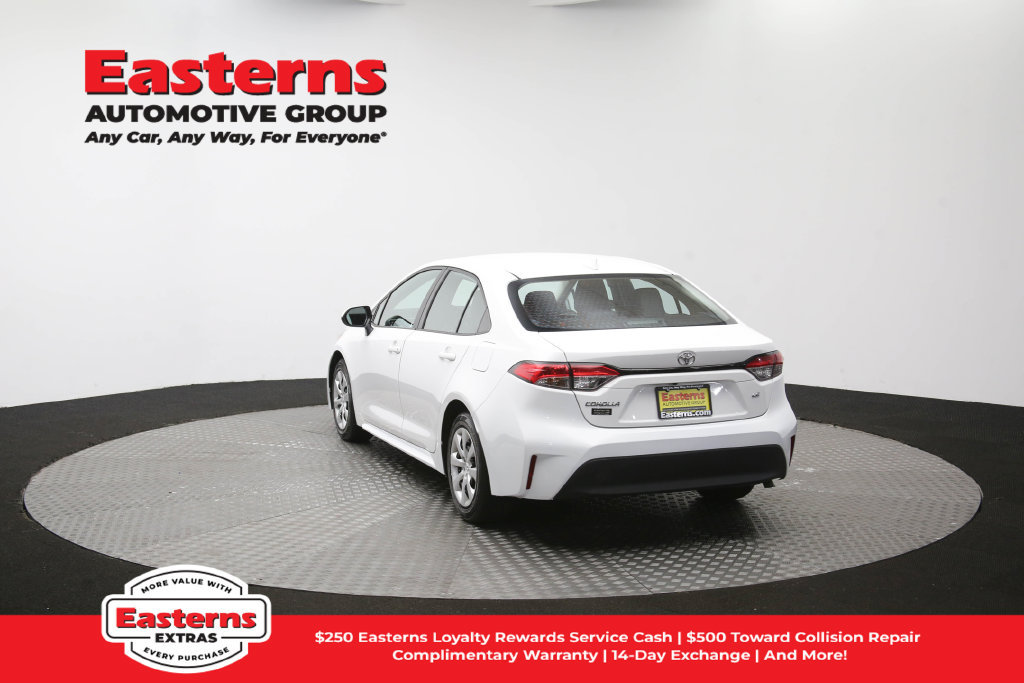 Used 2024 Toyota Corolla LE FWD image 65