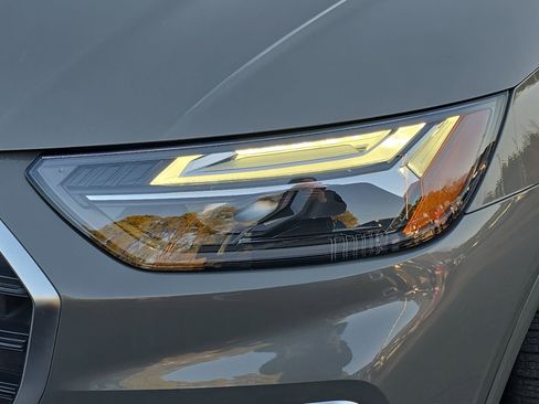 Used 2023 Audi Q5 2.0T Premium Plus w/ Premium Plus Package image 32