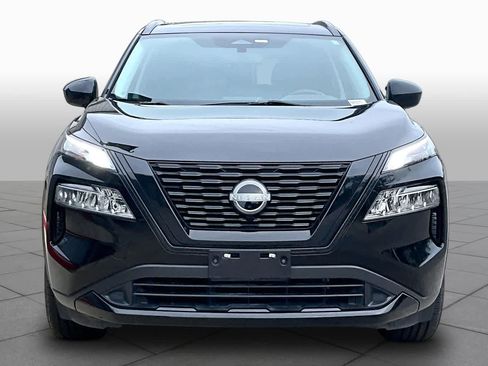 Certified 2023 Nissan Rogue SV w/ SV Premium B Package FWD image 4