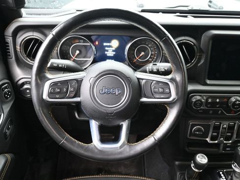 Used 2021 Jeep Wrangler Unlimited Sahara AWD/4WD image 22