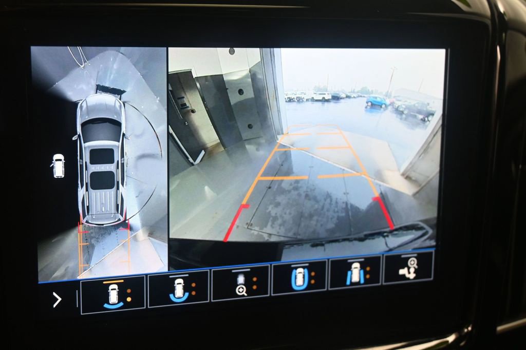 Used 2021 Chevrolet Traverse RS w/ LPO, Floor Liner Package AWD/4WD image 39