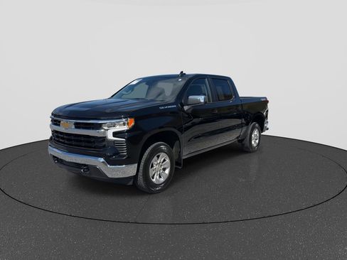 Used 2025 Chevrolet Silverado 1500 LT image 4