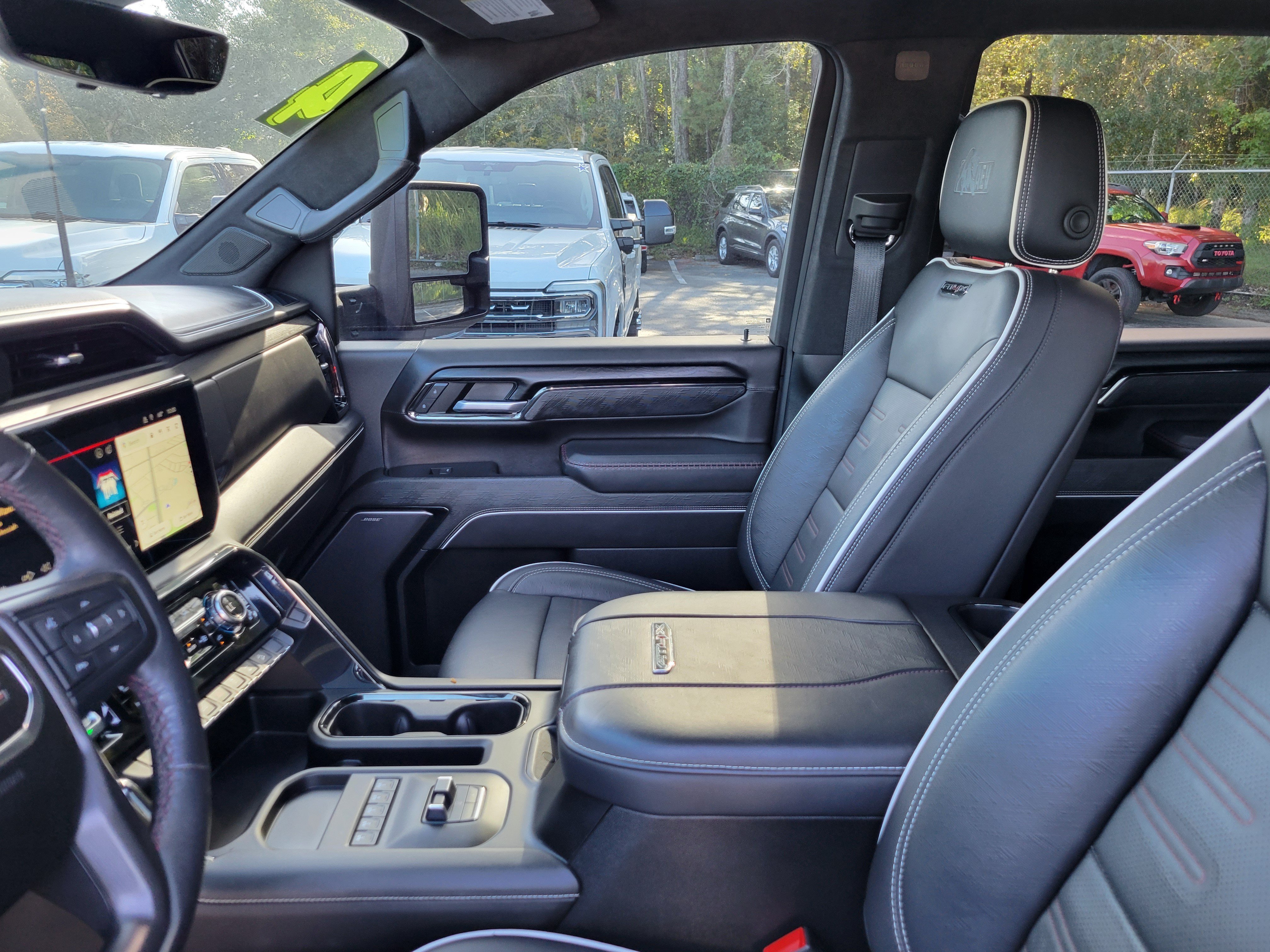 Used 2024 GMC Sierra 2500 AT4X w/ AT4X AEV Edition AWD/4WD image 9