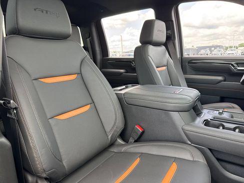 New 2026 GMC Sierra 2500 AT4 w/ AT4 Premium Plus Package AWD/4WD image 38