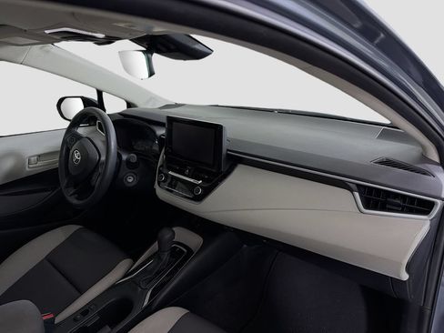 Used 2023 Toyota Corolla LE FWD image 28